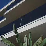 Apartment A La R