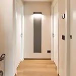 Apartment A La R