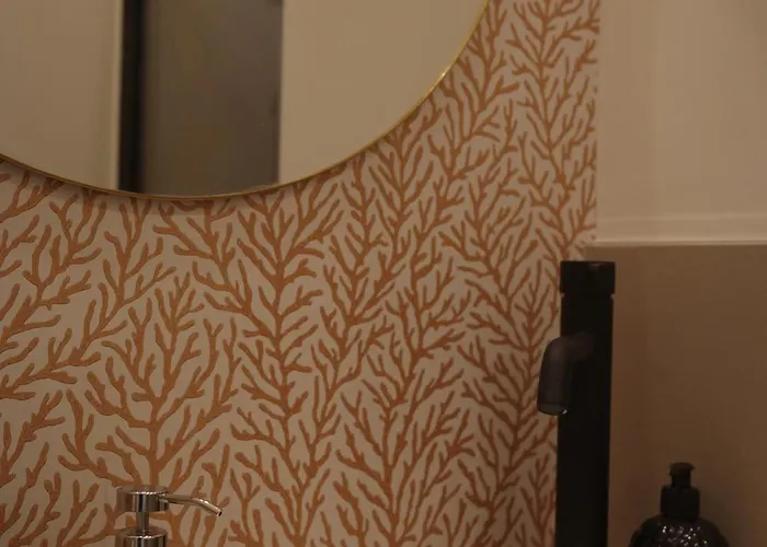 A La R * 圣贝内代托-德尔特龙托